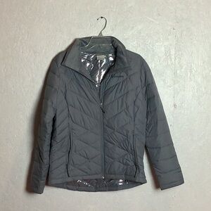 Grey Columbia puffer jacket with fur collar and warm lining